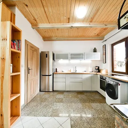 Lesny Kolo Karpacza - Apartamentuj Ferienhaus Karpacz