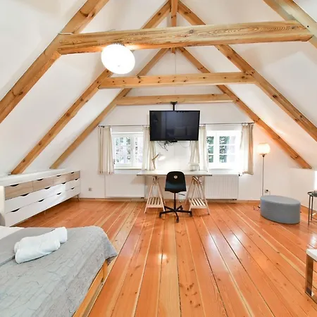 Dom wakacyjny Leśny Koło Karpacza - Apartamentuj *